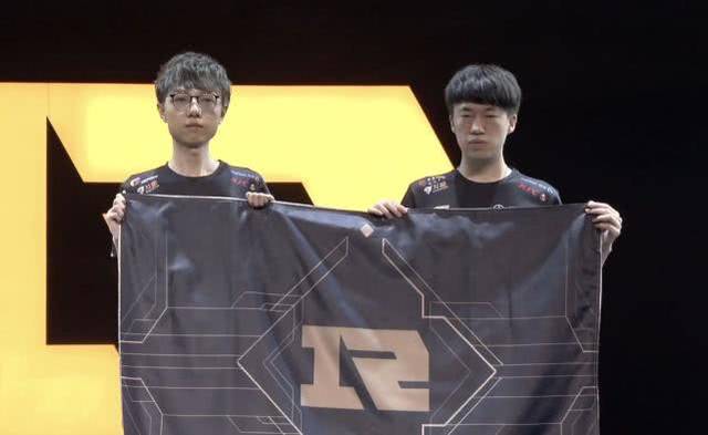 魔术给无保 魔术给无保