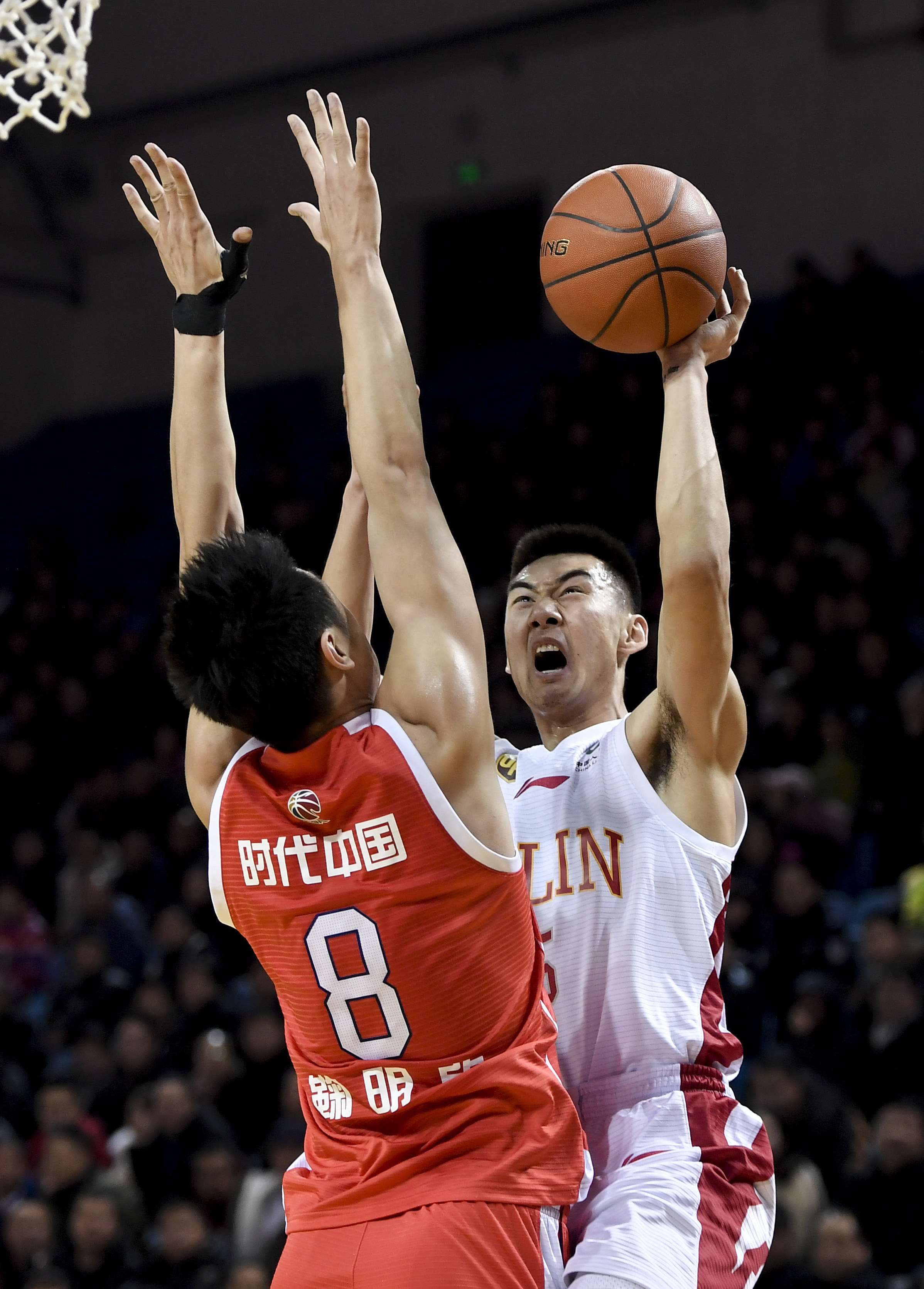 但他们通过 但他们通过